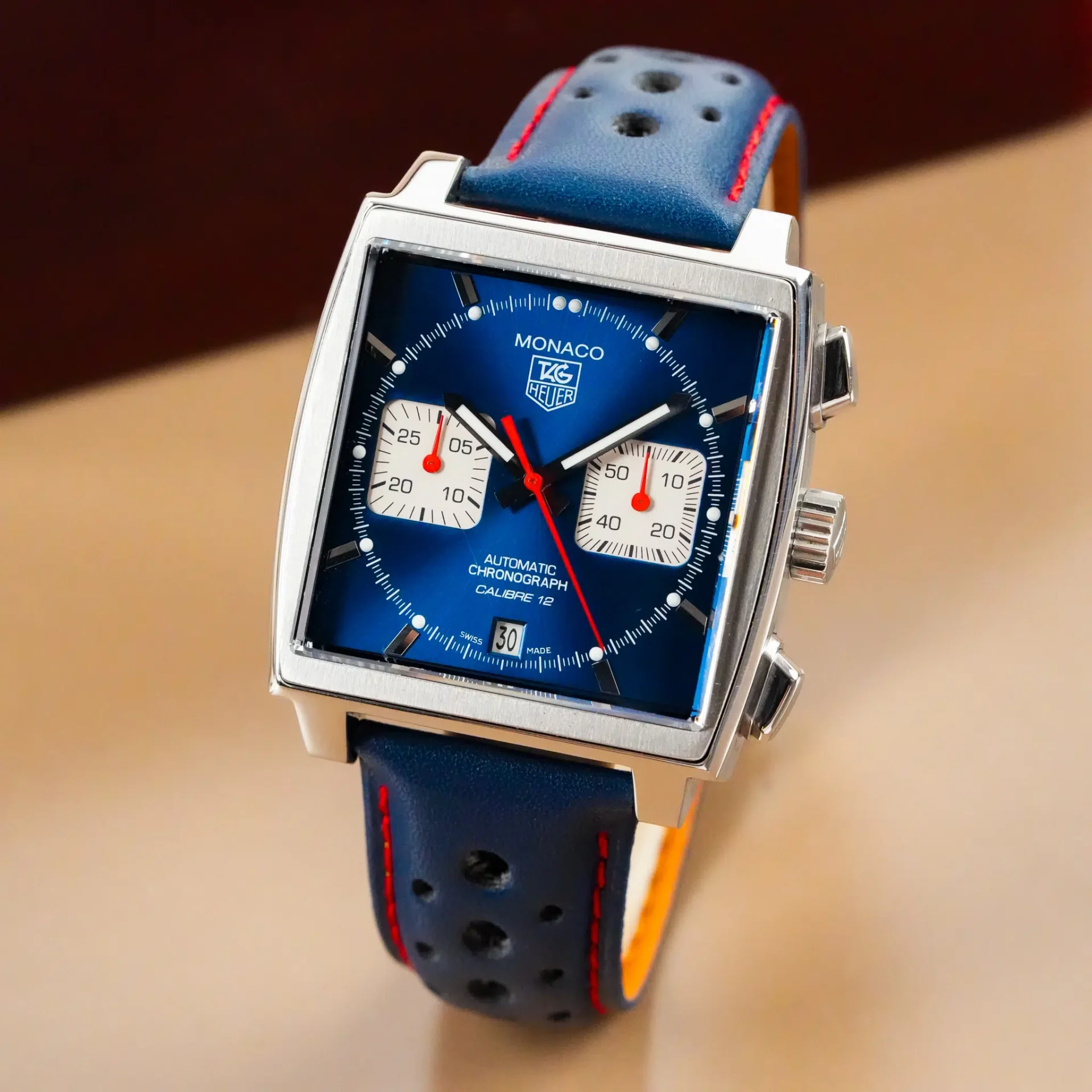 TAG Heuer Monaco Calibre 12 Steve McQueen CAW2111 - Görsel 2