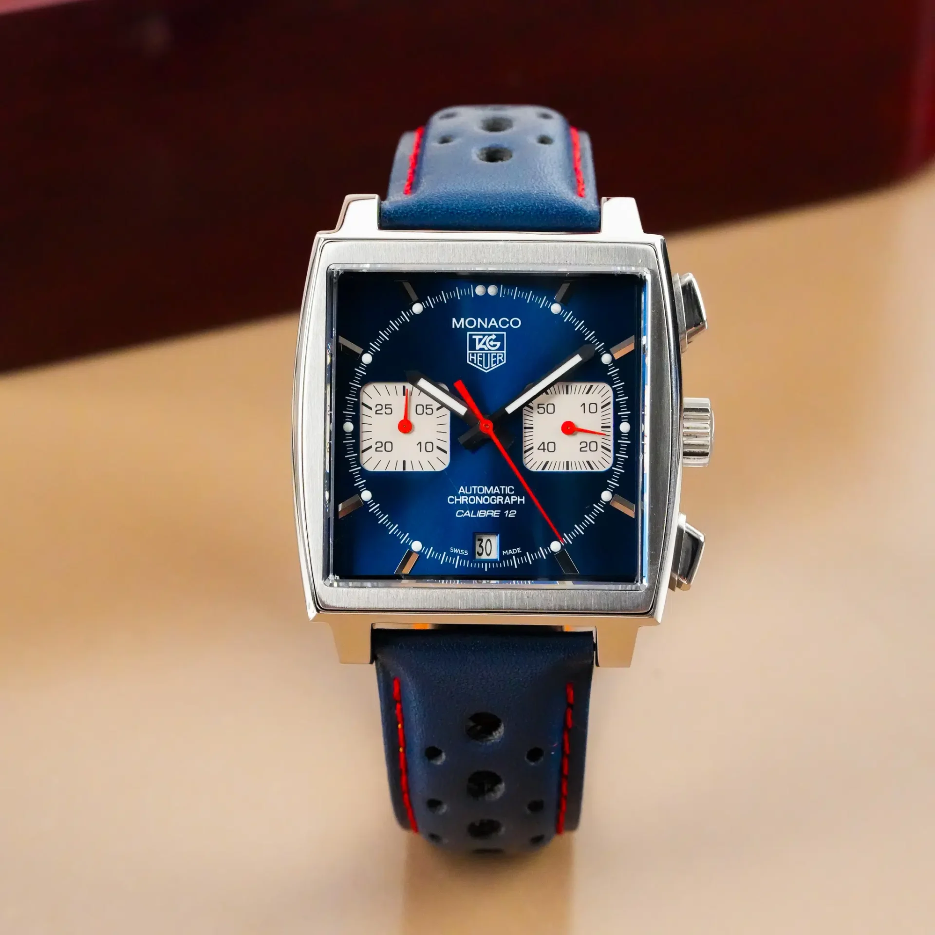 TAG Heuer Monaco Calibre 12 Steve McQueen CAW2111 - Görsel 3