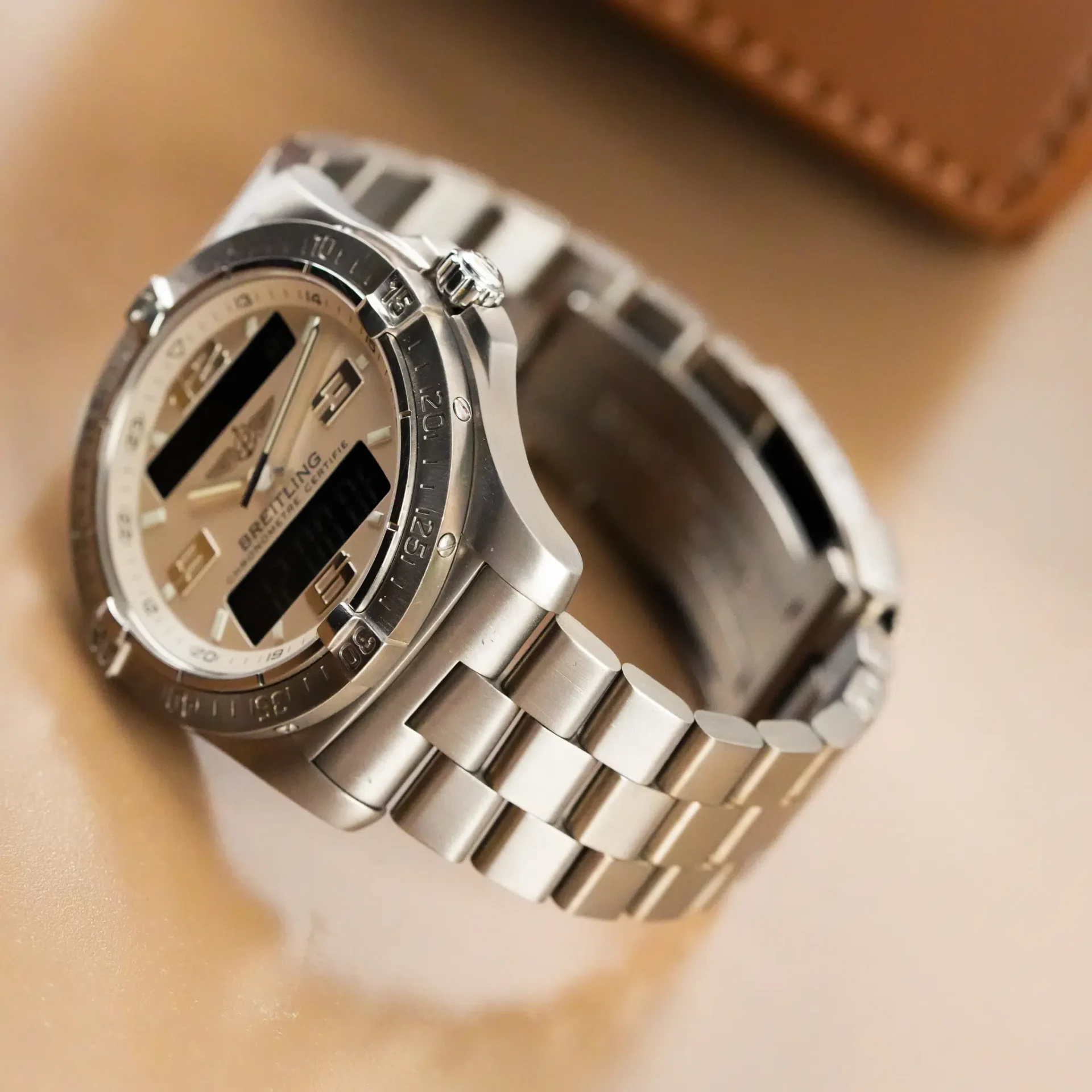 Breitling Aerospace Avantage Titanium E79362 - Görsel 6