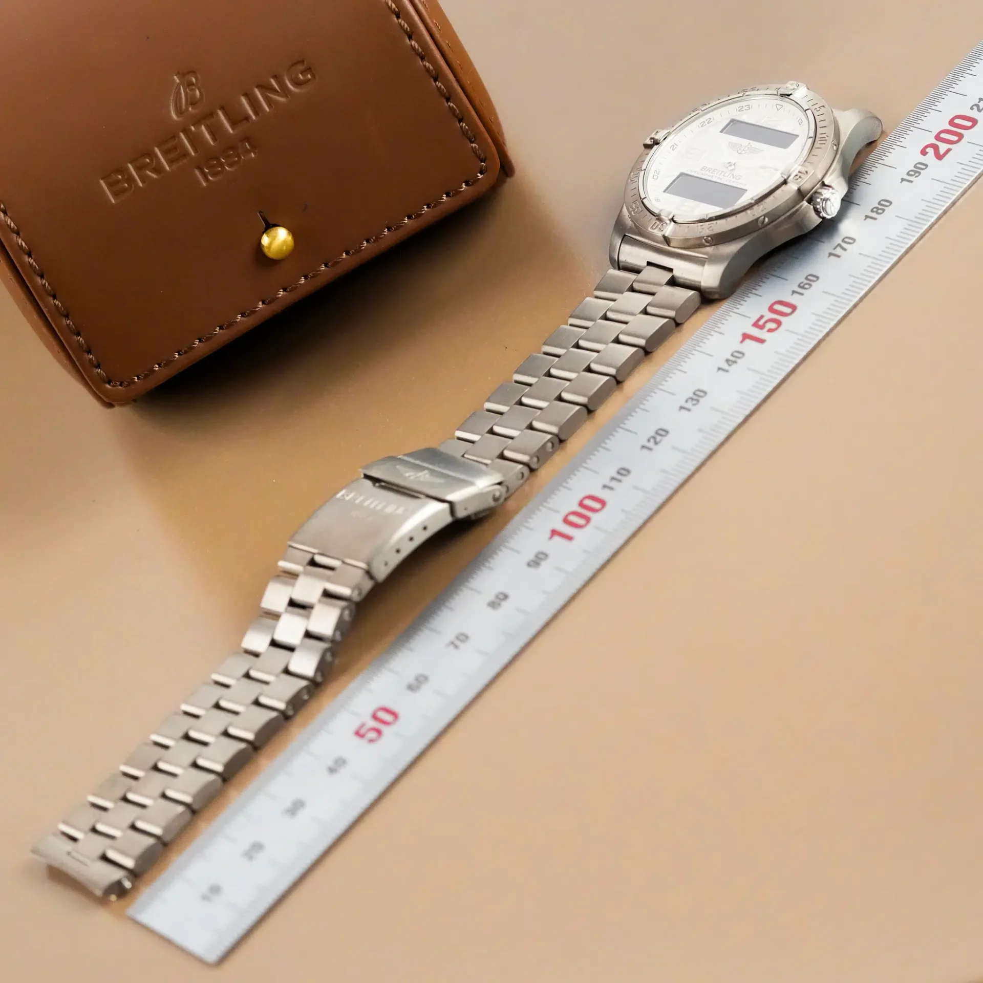 Breitling Aerospace Avantage Titanium E79362 - Görsel 11