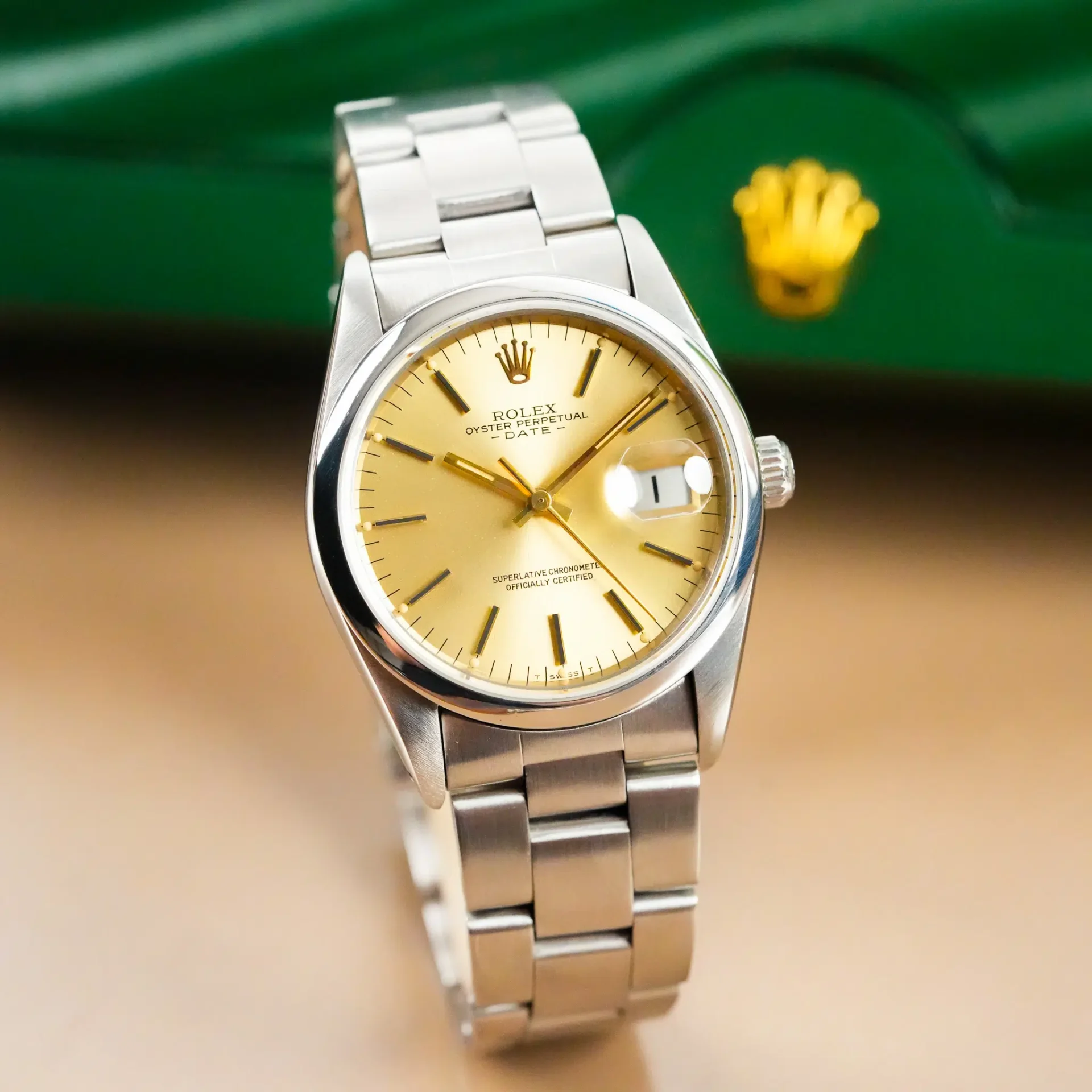 Rolex Oyster Perpetual Date 15200