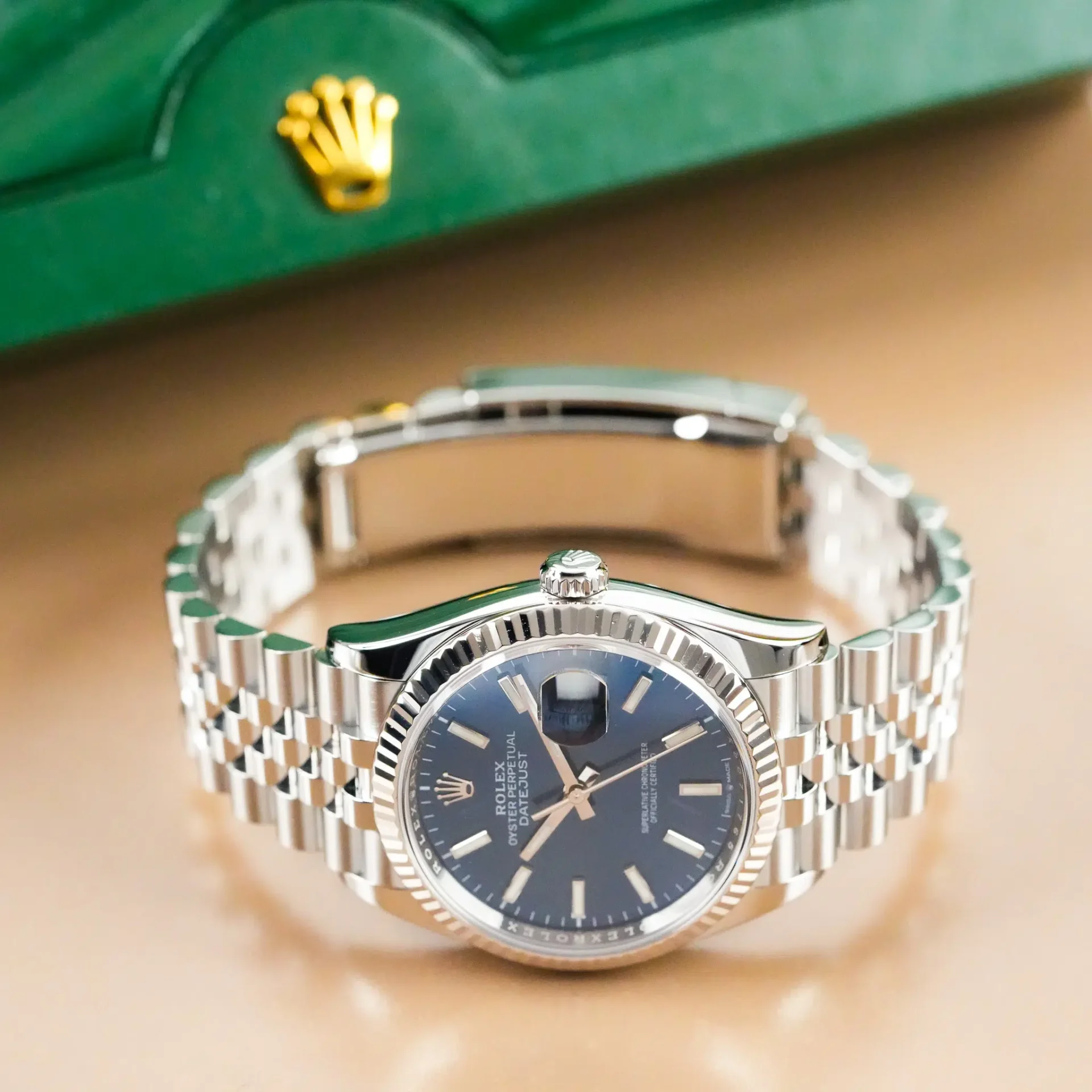 Rolex Datejust Blue Dial Fluted Bezel Jubilee 126234 - Görsel 5