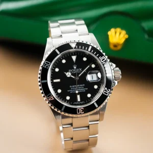 Rolex  Submariner Date  16610T