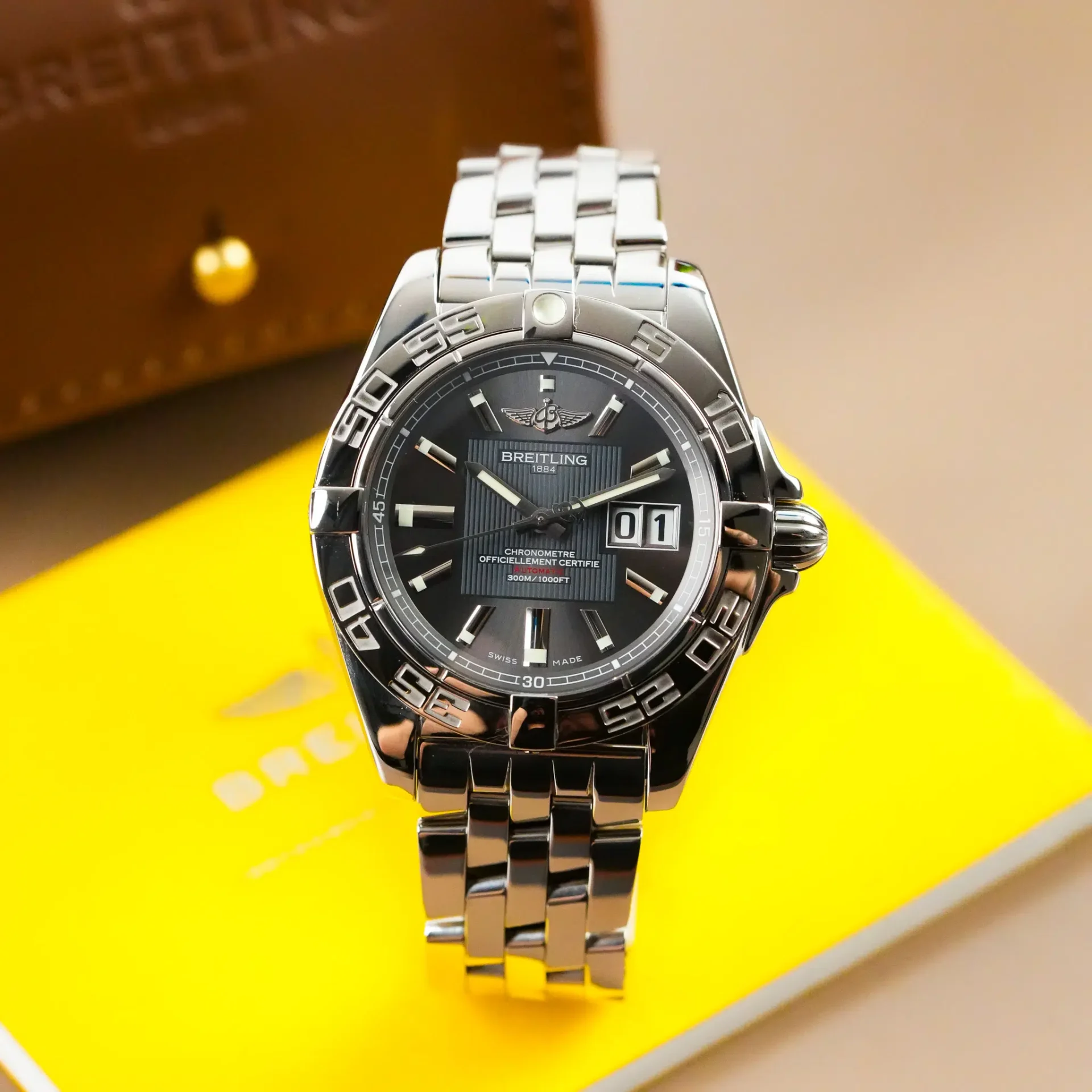 Breitling Cockpit Galactic Big Date A49350 - Görsel 4