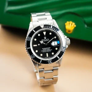 Rolex Submariner Date 16610