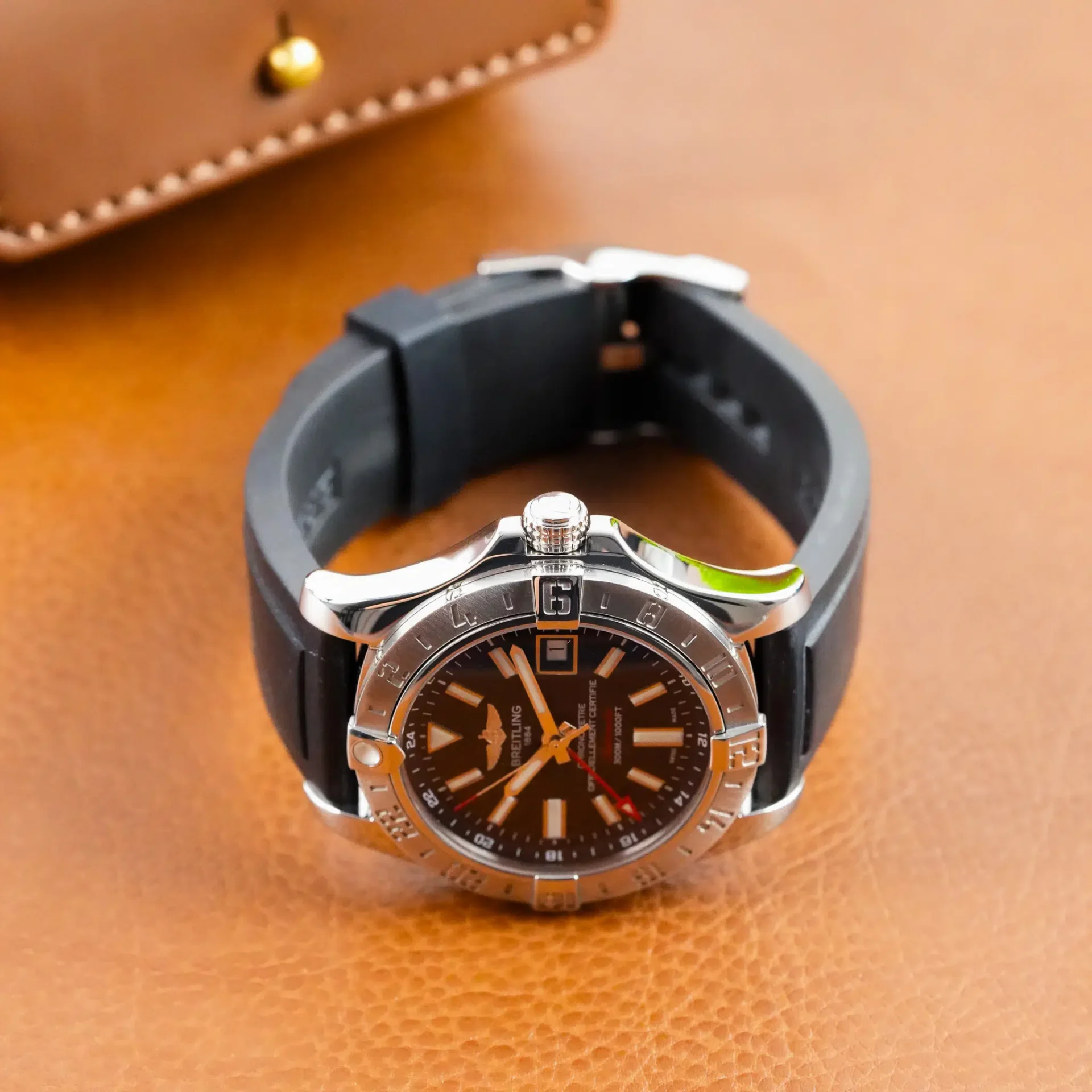 Breitling Avenger II GMT A32390 - Görsel 5